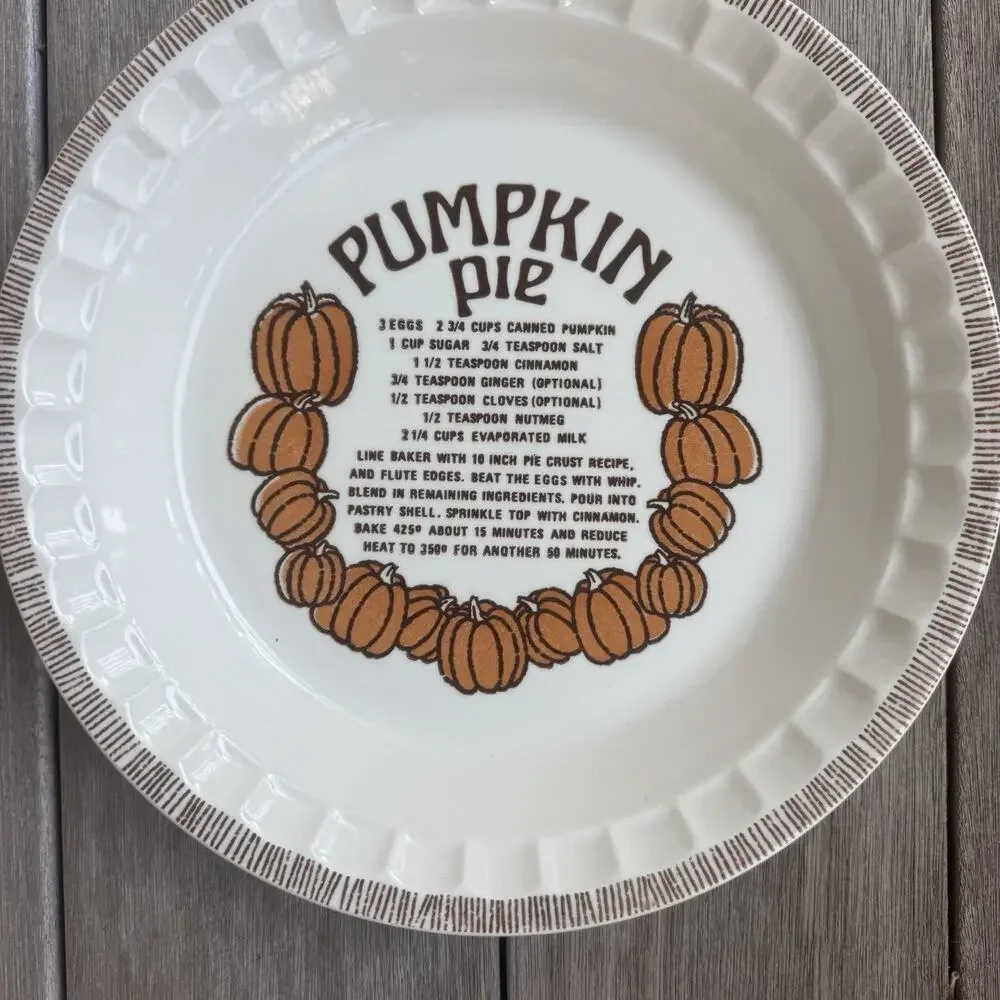 Vintage 1983 Jeanette Royal China Pumpkin Pie Plate Ruffled Edge Granny Cottage